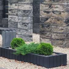 Paliasy, obrzeża, krawęzniki